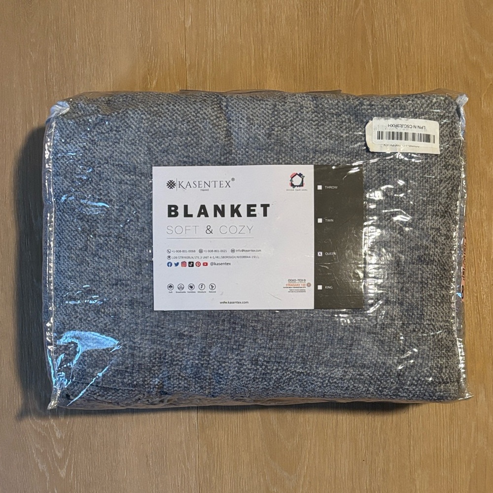 NEW Kasentex Soft & Cozy Chenille Gray Blanket, Queen Size